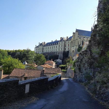 *Appartement Au Bout Du Monde Thouars* Buitenkant foto