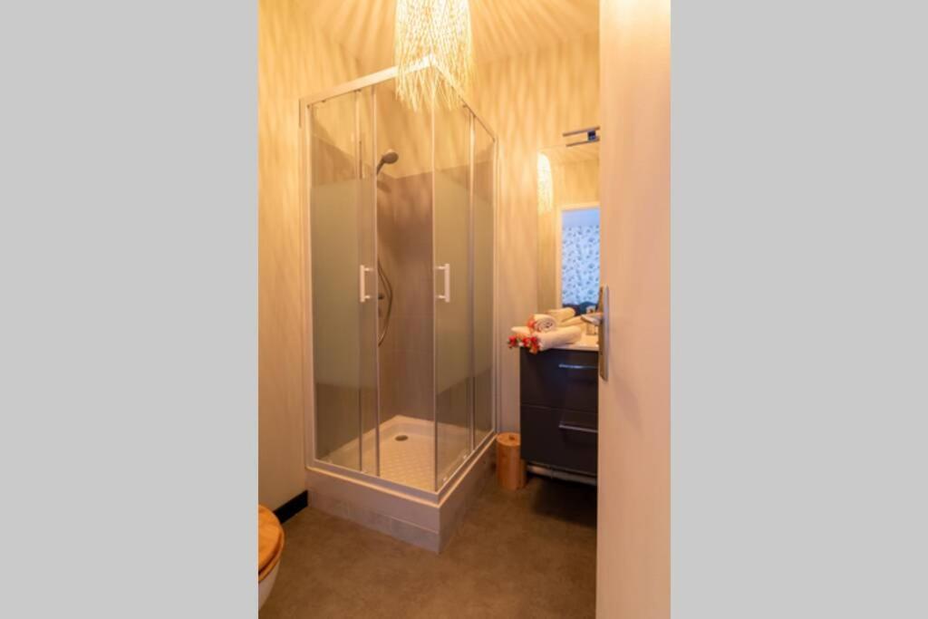 *Appartement Au Bout Du Monde Thouars* Buitenkant foto