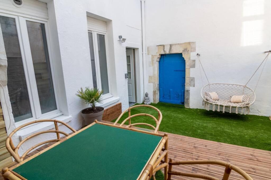 *Appartement Au Bout Du Monde Thouars* Buitenkant foto